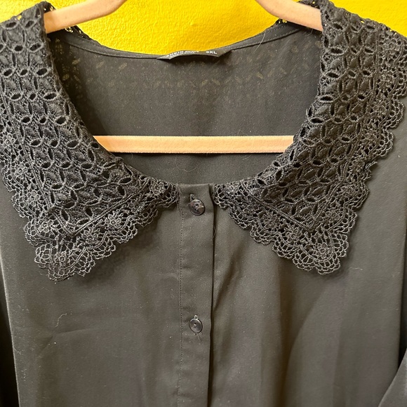 Lace collared button down - Picture 5 of 7